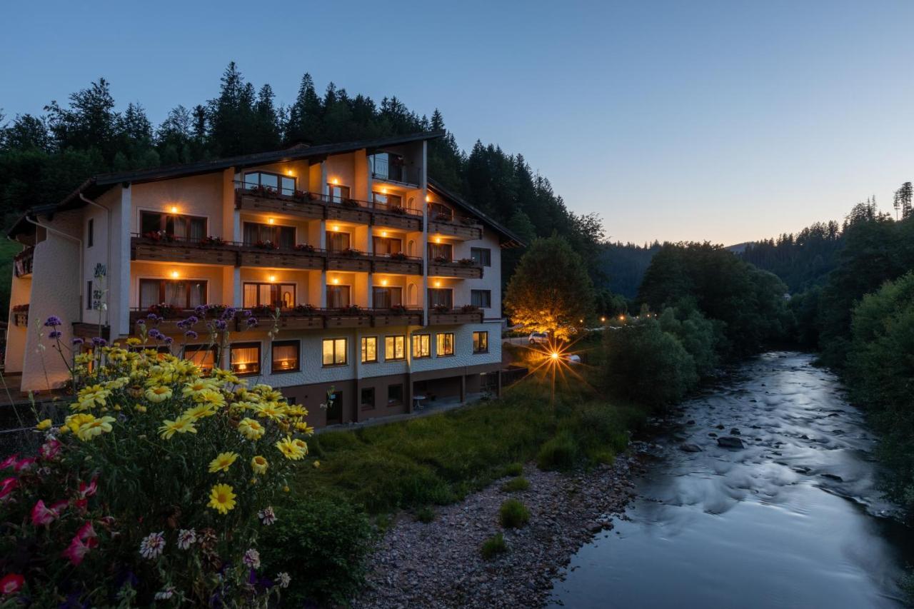 Sackmann Wanderhotel Baiersbronn Exterior photo