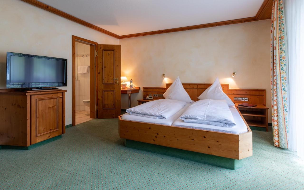 Sackmann Wanderhotel Baiersbronn Exterior photo